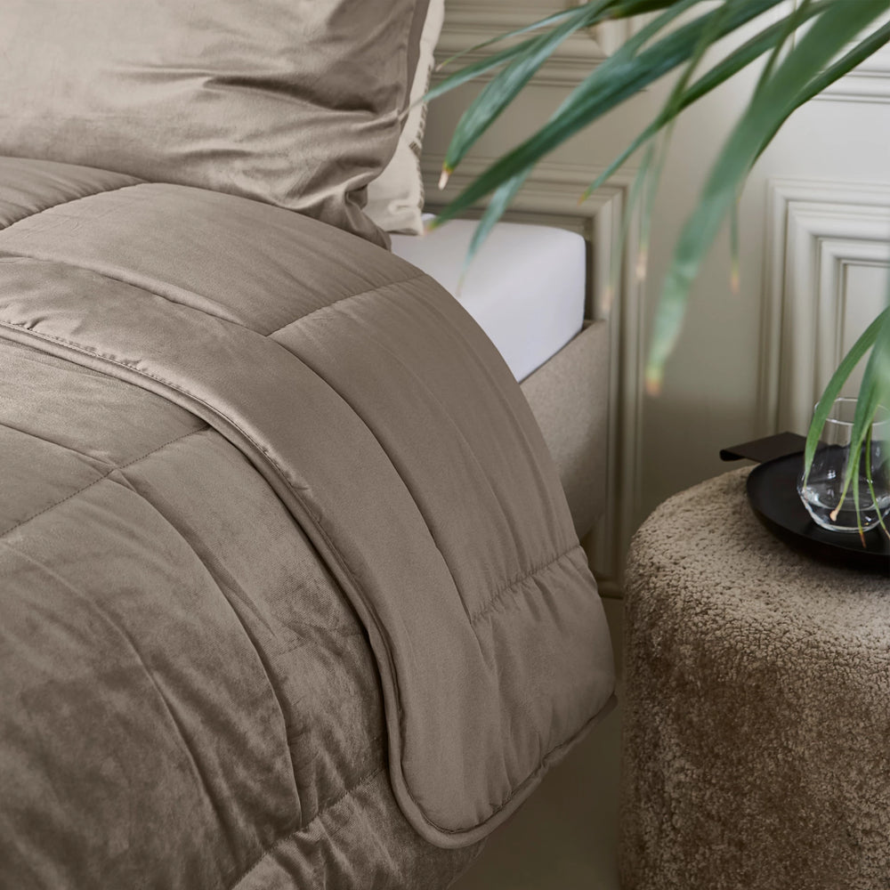 Sleeptime Velvet Lazy dekbed zonder overtrek excl. kussensloop - Taupe/Grijs - 140x200 cm