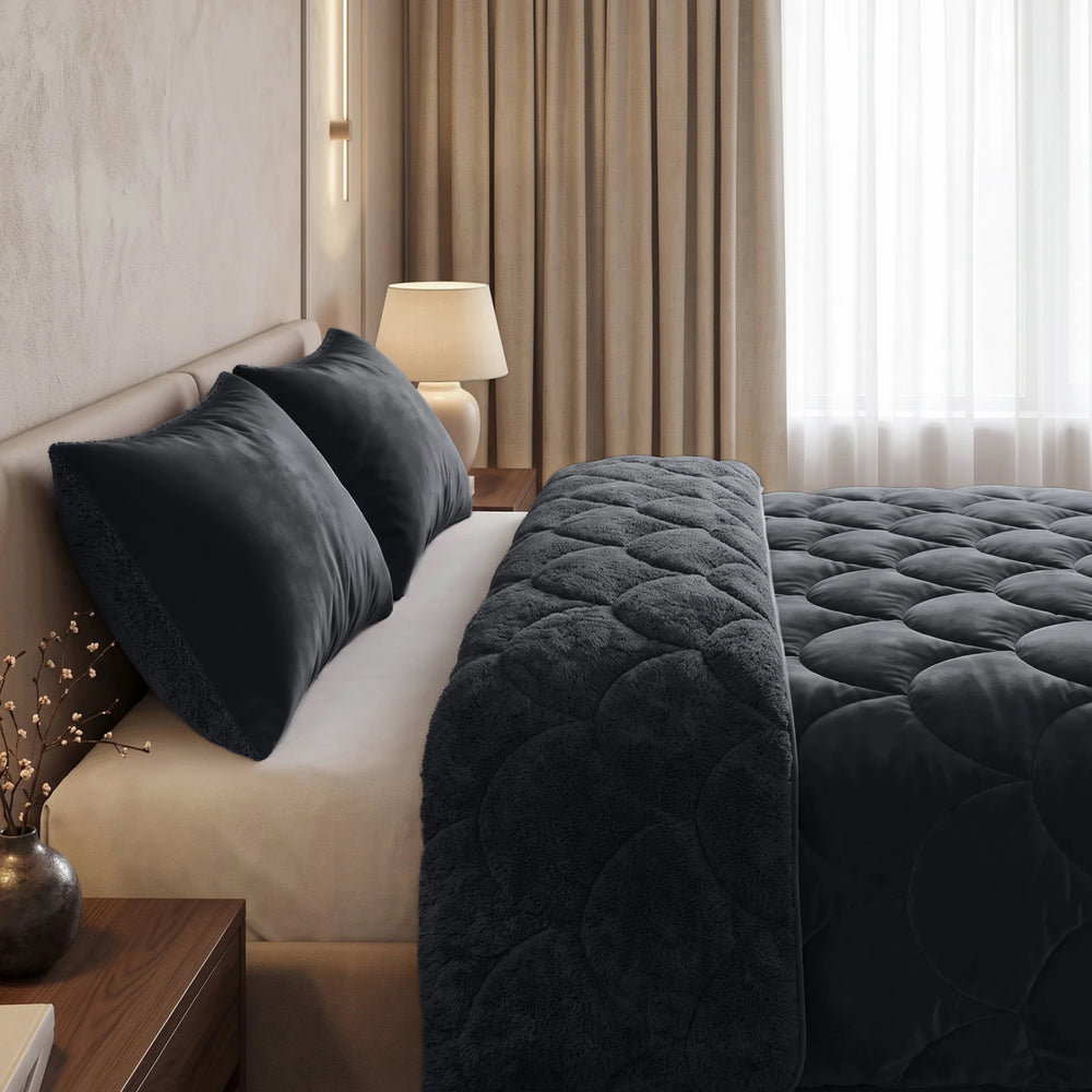 Sleeptime Lazy dekbed zonder overtrek Teddy/Velvet incl. kussensloop - Zwart