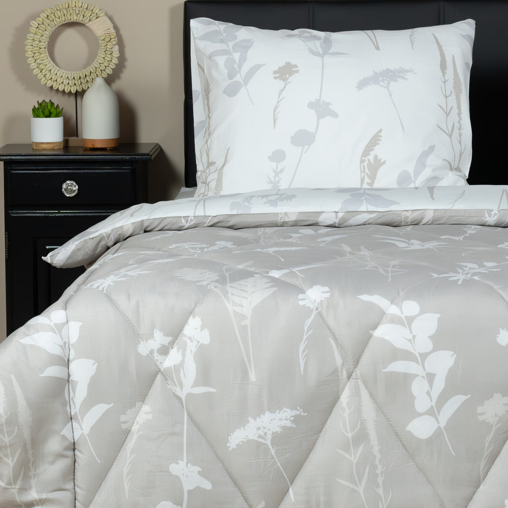 Decoware dekbed zonder overtrek incl. kussensloop Silhouette Leaves - microvezel