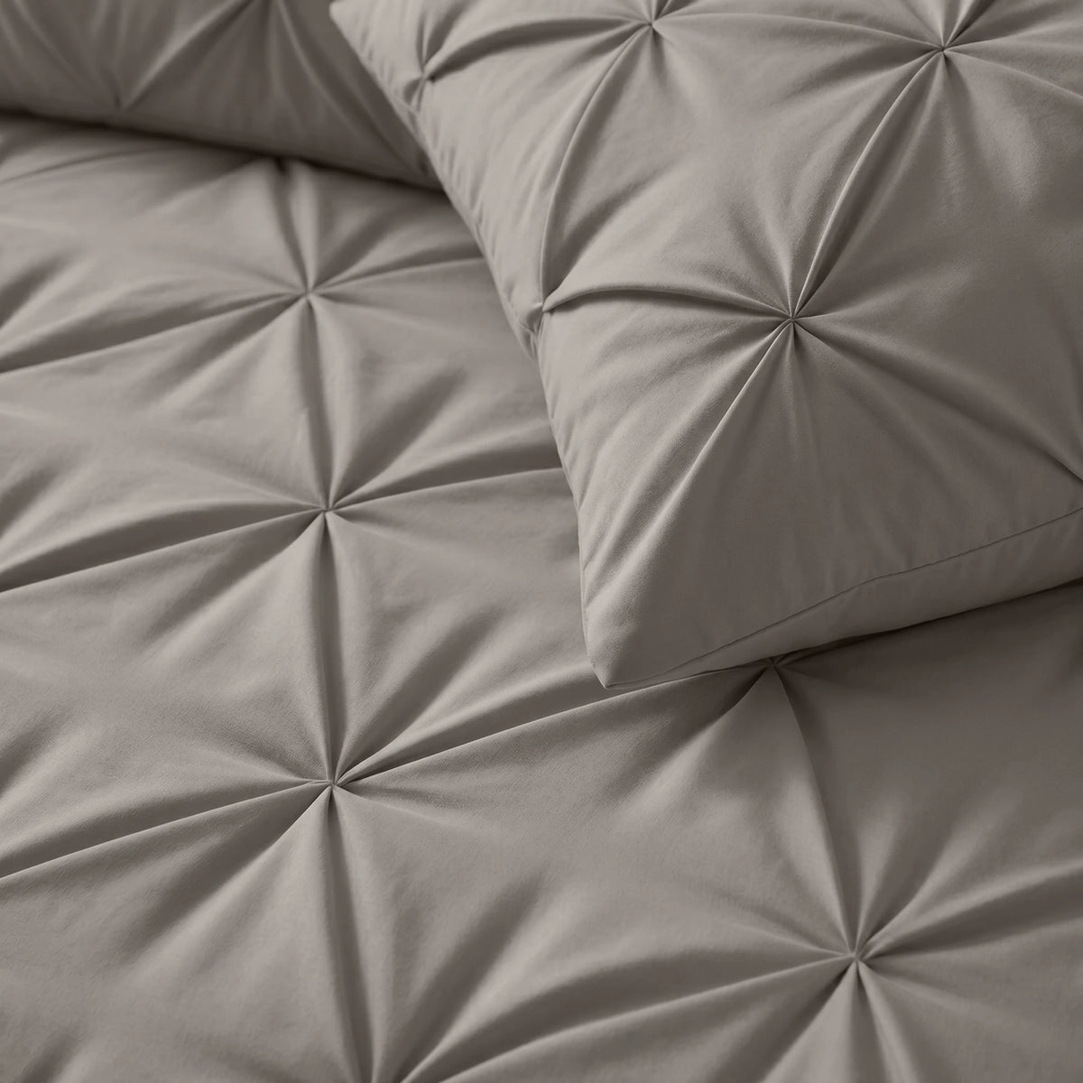 Microvezel Pintuck kussensloop 60x70 cm - Grijs - Per 2 stuks - detailfoto