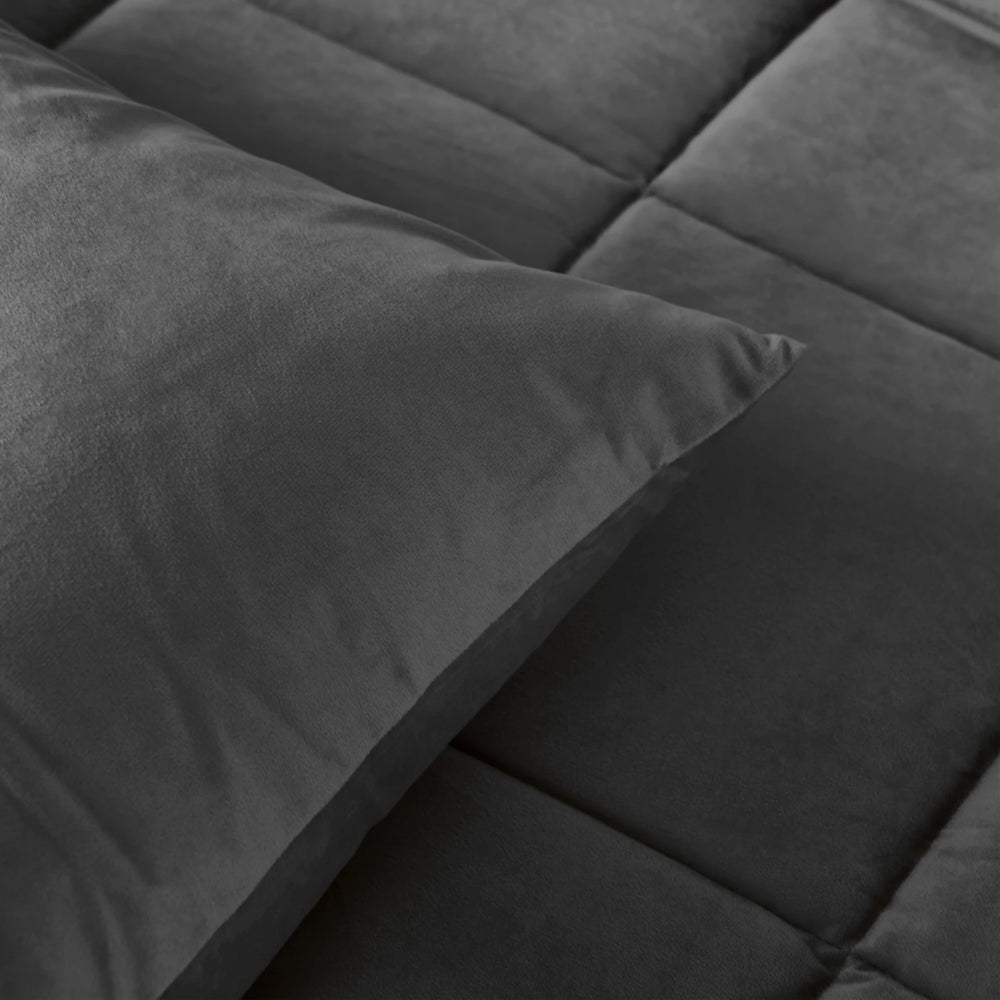 Sleeptime Velvet Lazy dekbed zonder overtrek excl. kussensloop - Antraciet - 240x200 cm
