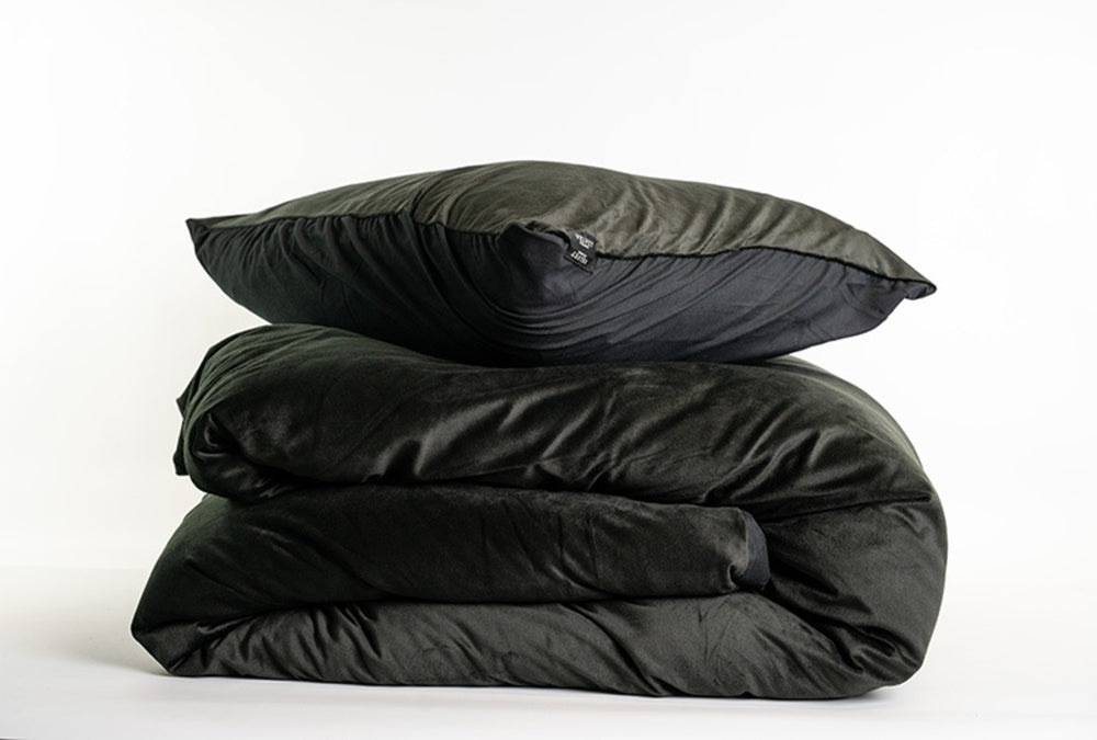 Sleeptime dekbedovertrek - zwart - velvet - 1-persoons (140x220 + 60x70 cm)
