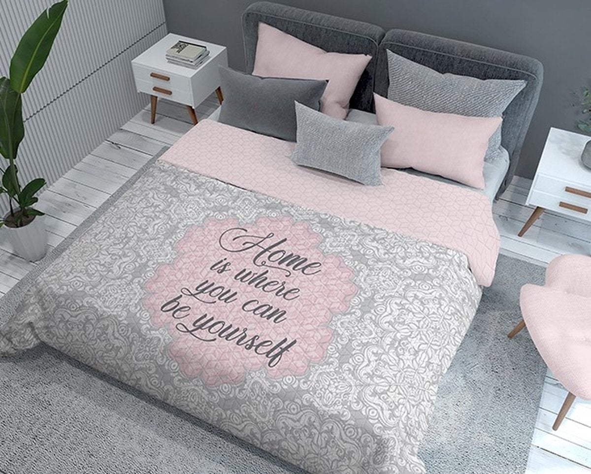 Bedsprei Home is where you can be yourself