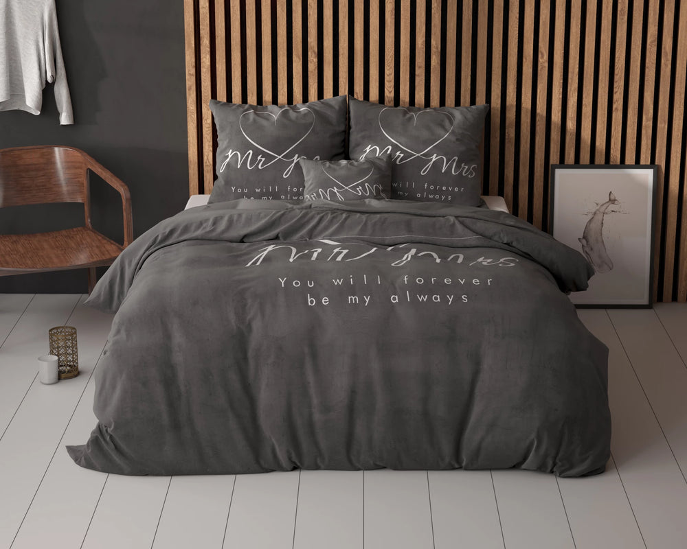 Sleeptime dekbedovertrek Mr & Mrs Heart - microvezel - 1-persoons (140x220 + 60x70 cm)